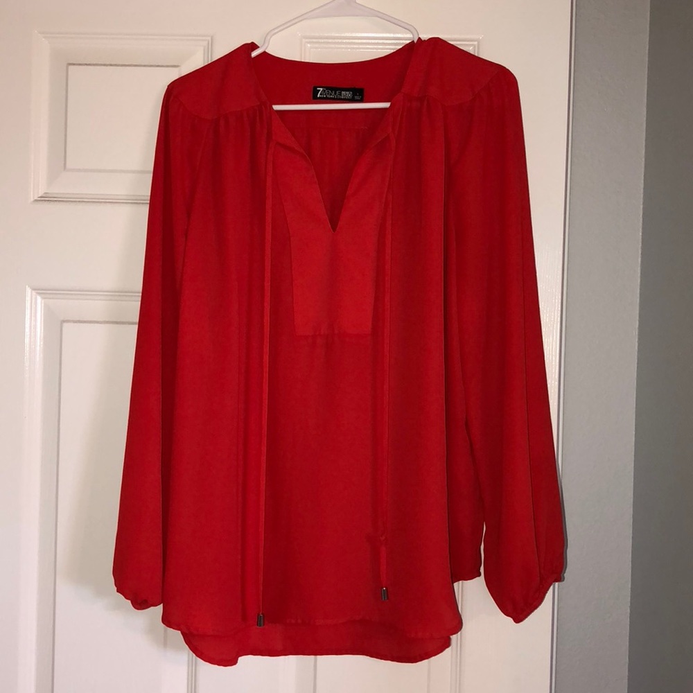 NOT FOR SALE ~NEW YORK & COMPANY Long Sleeve Top~~